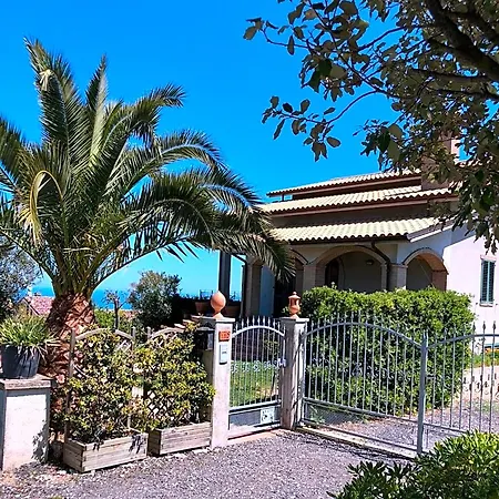לינה וארוחת בוקר La Palma San Costanzo